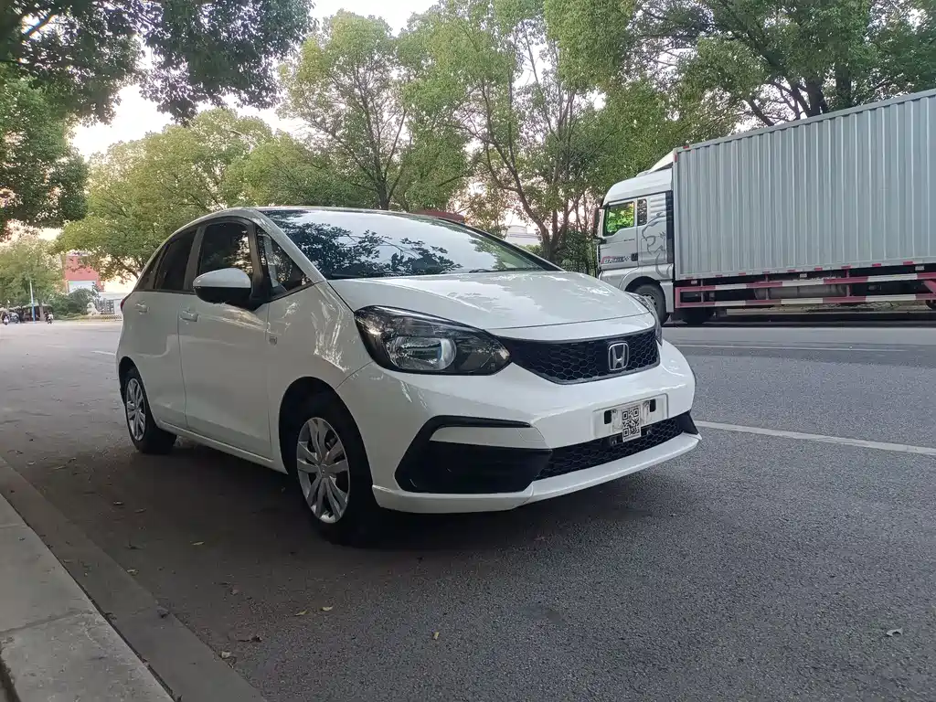 Honda Fit — фото 2