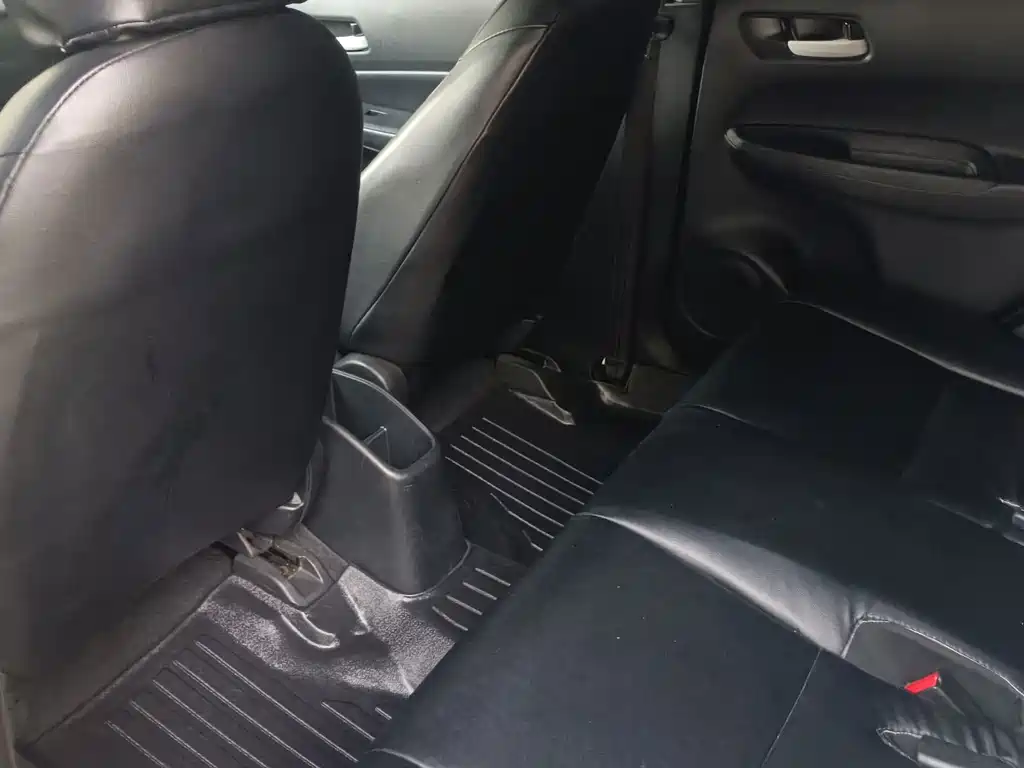Honda Fit — фото 4