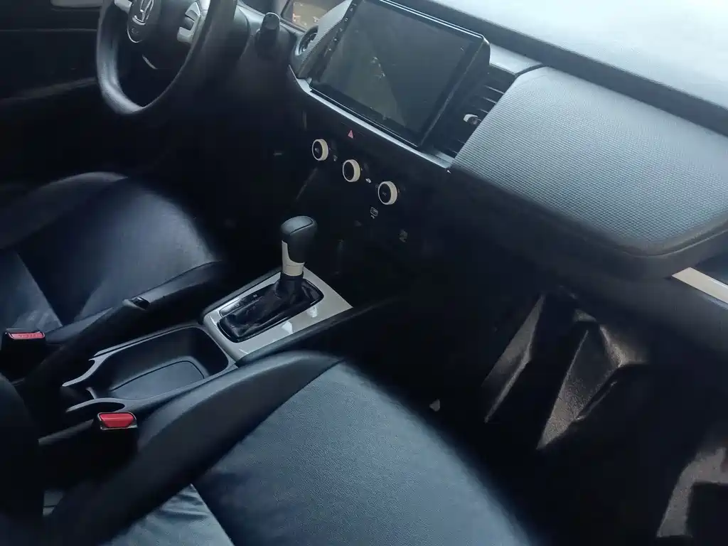 Honda Fit — фото 6
