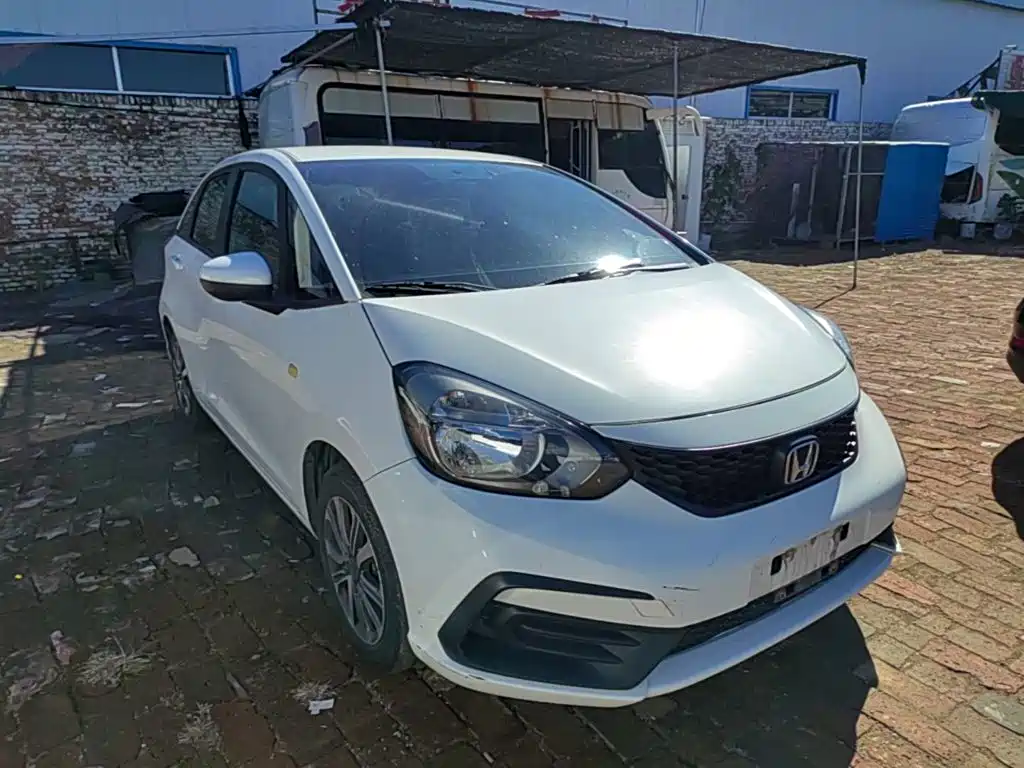 Honda Fit — фото 3