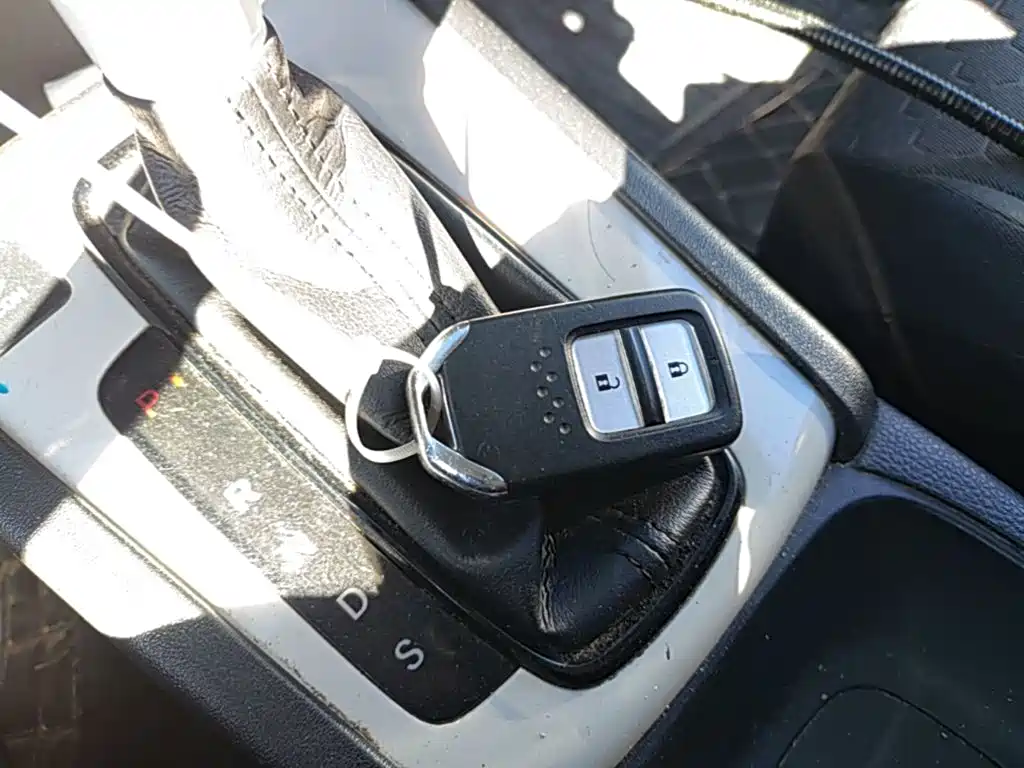 Honda Fit — фото 8