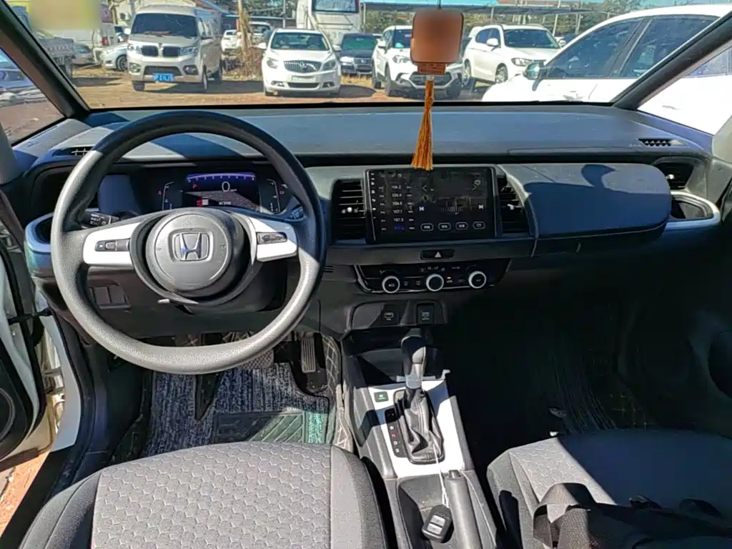 Honda Fit — фото 9