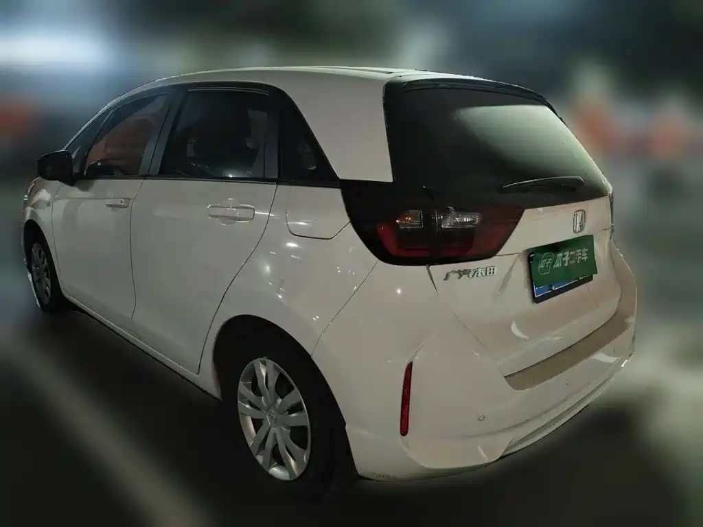 Honda Fit — фото 6