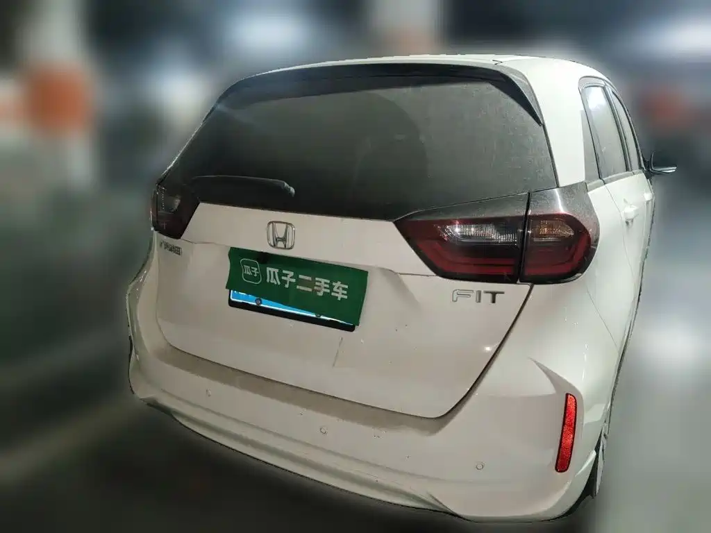 Honda Fit — фото 7