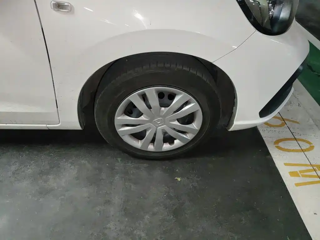 Honda Fit — фото 10