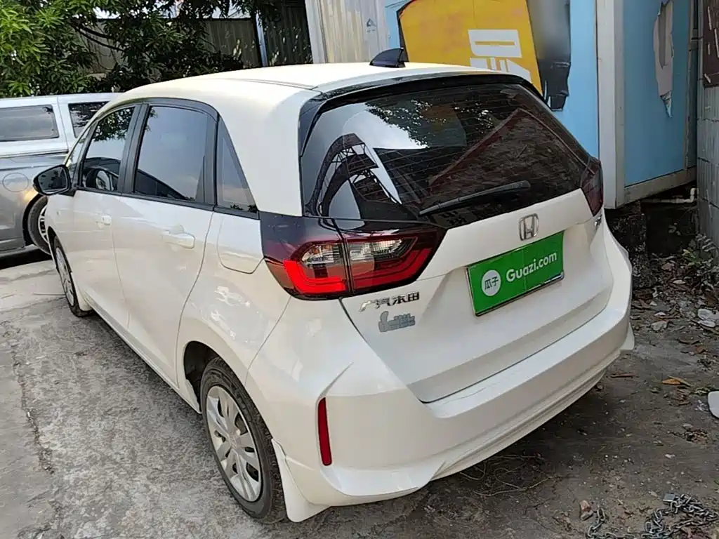 Honda Fit — фото 4