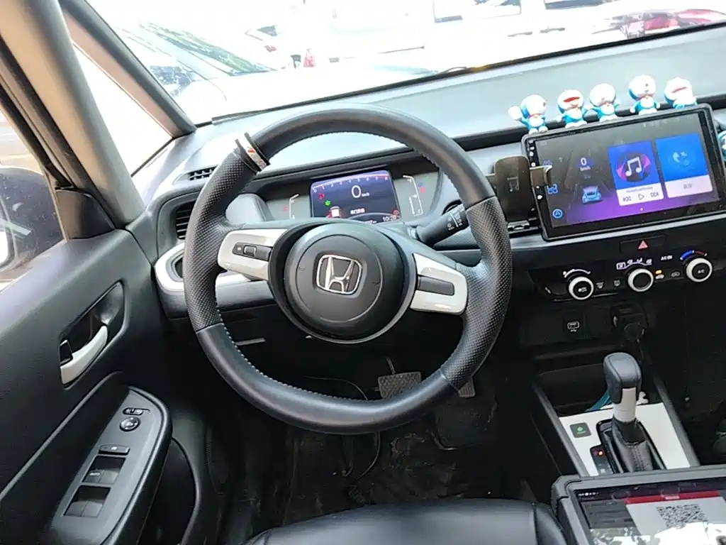 Honda Fit — фото 10