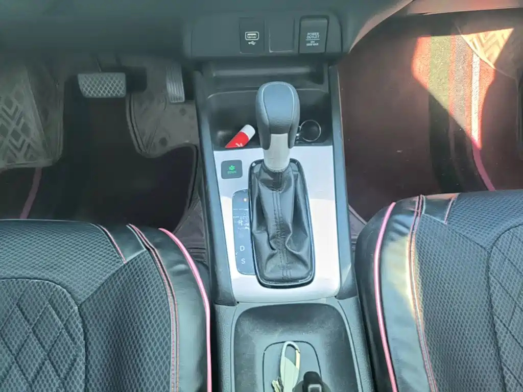 Honda Fit — фото 13