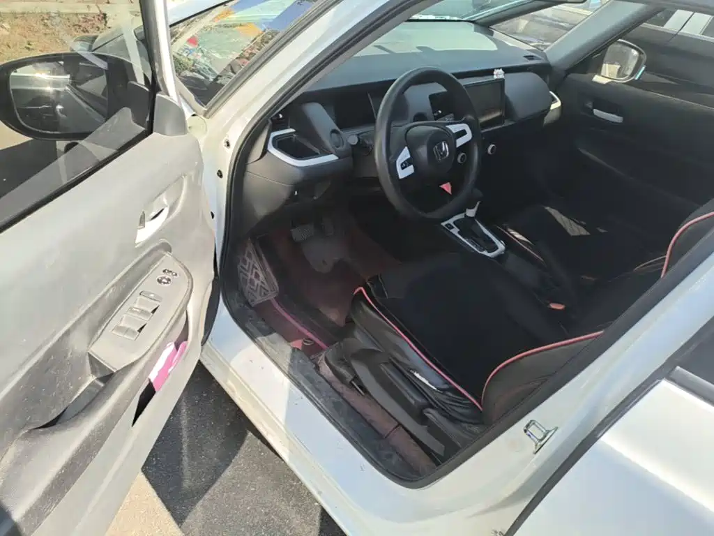 Honda Fit — фото 15