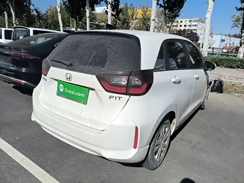 Honda Fit — фото 6
