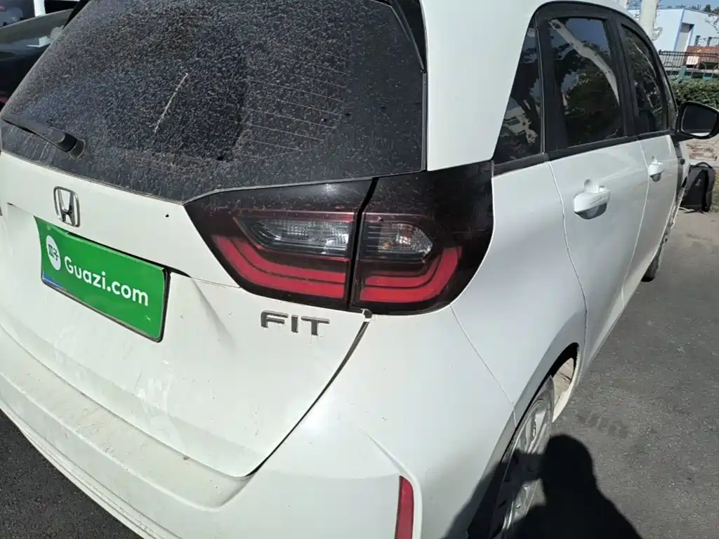 Honda Fit — фото 7