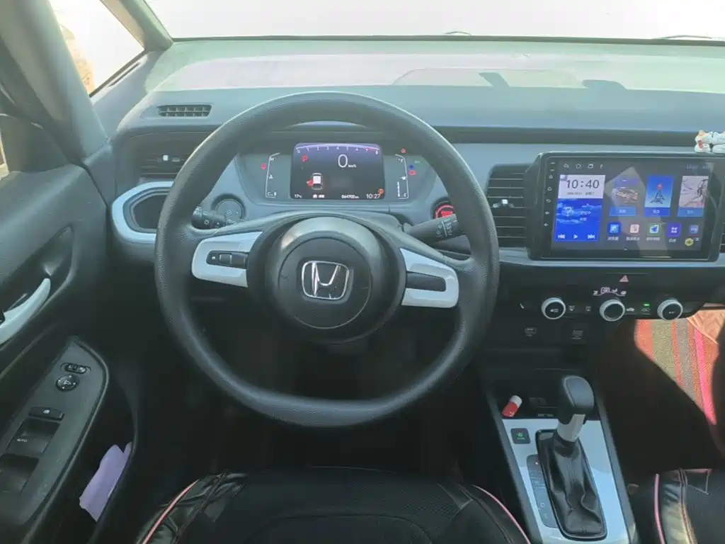 Honda Fit — фото 10