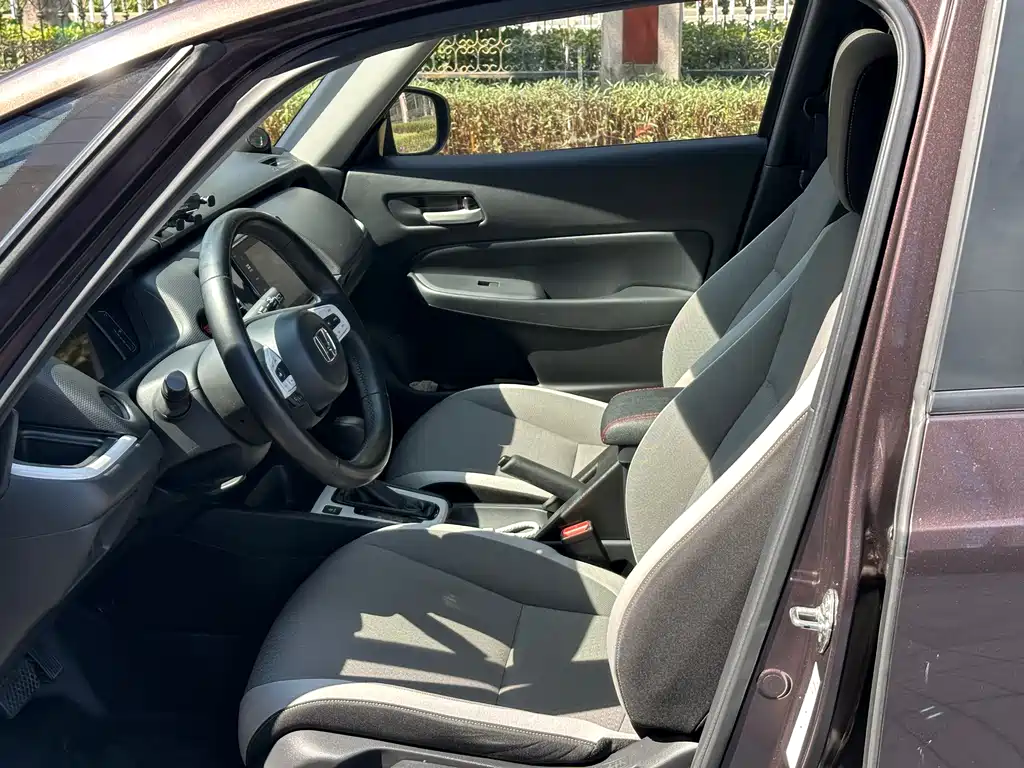 Honda Fit — фото 4
