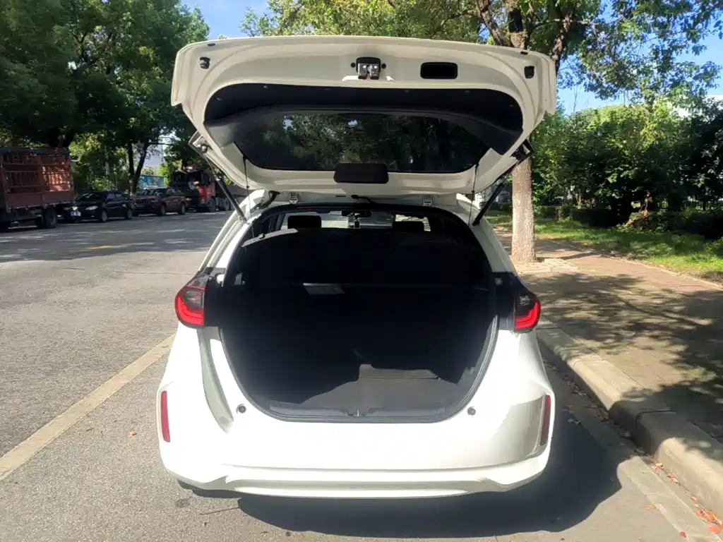 Honda Fit — фото 18