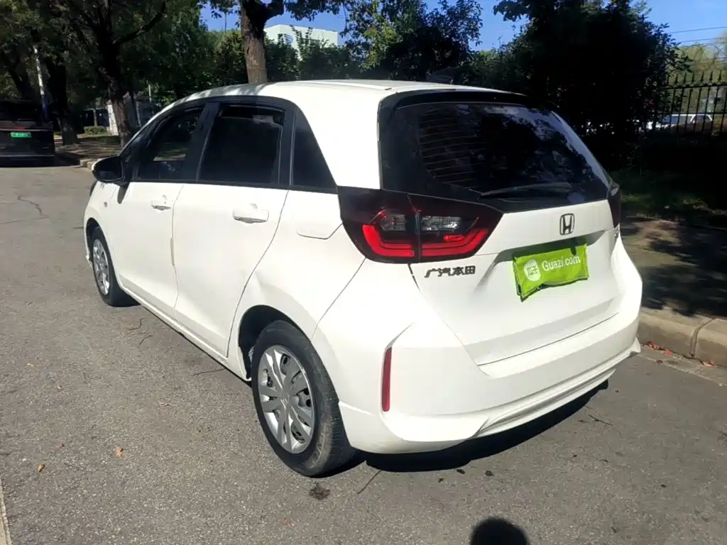 Honda Fit — фото 4