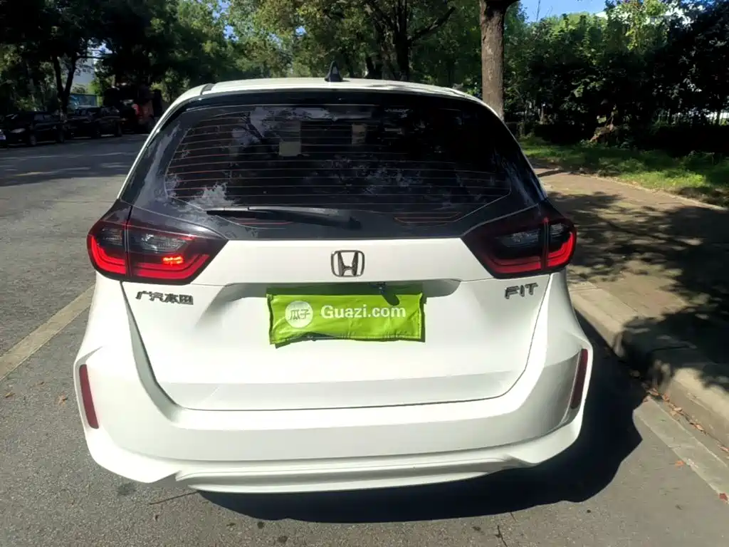 Honda Fit — фото 5