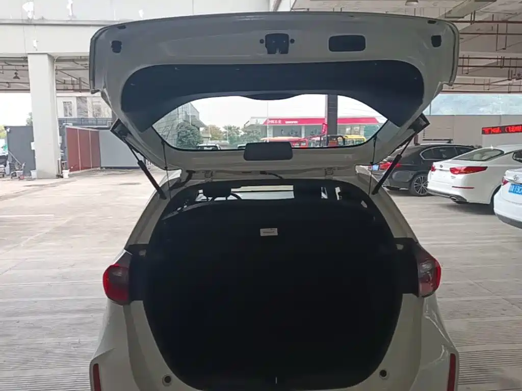 Honda Fit — фото 18