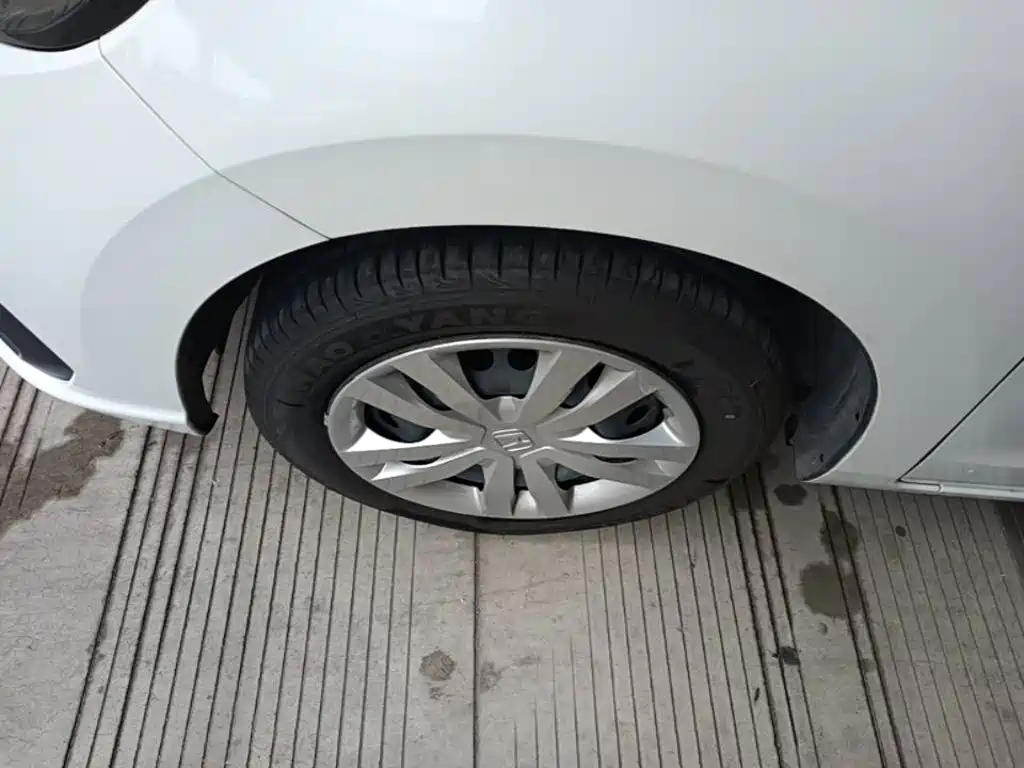 Honda Fit — фото 22