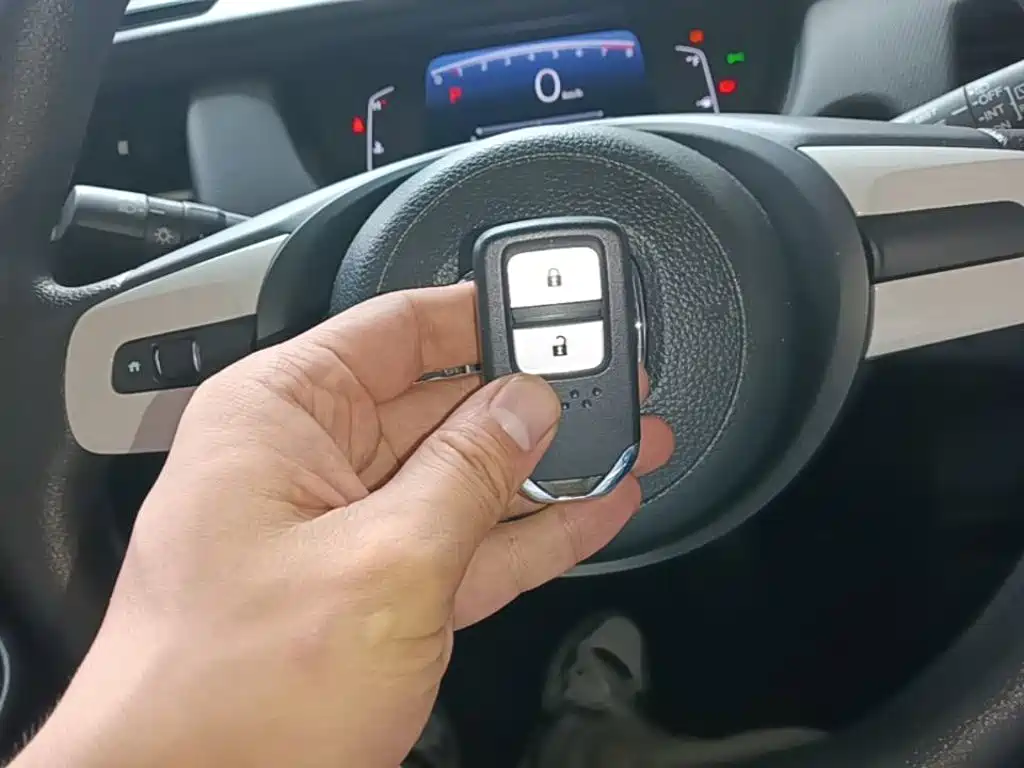 Honda Fit — фото 8