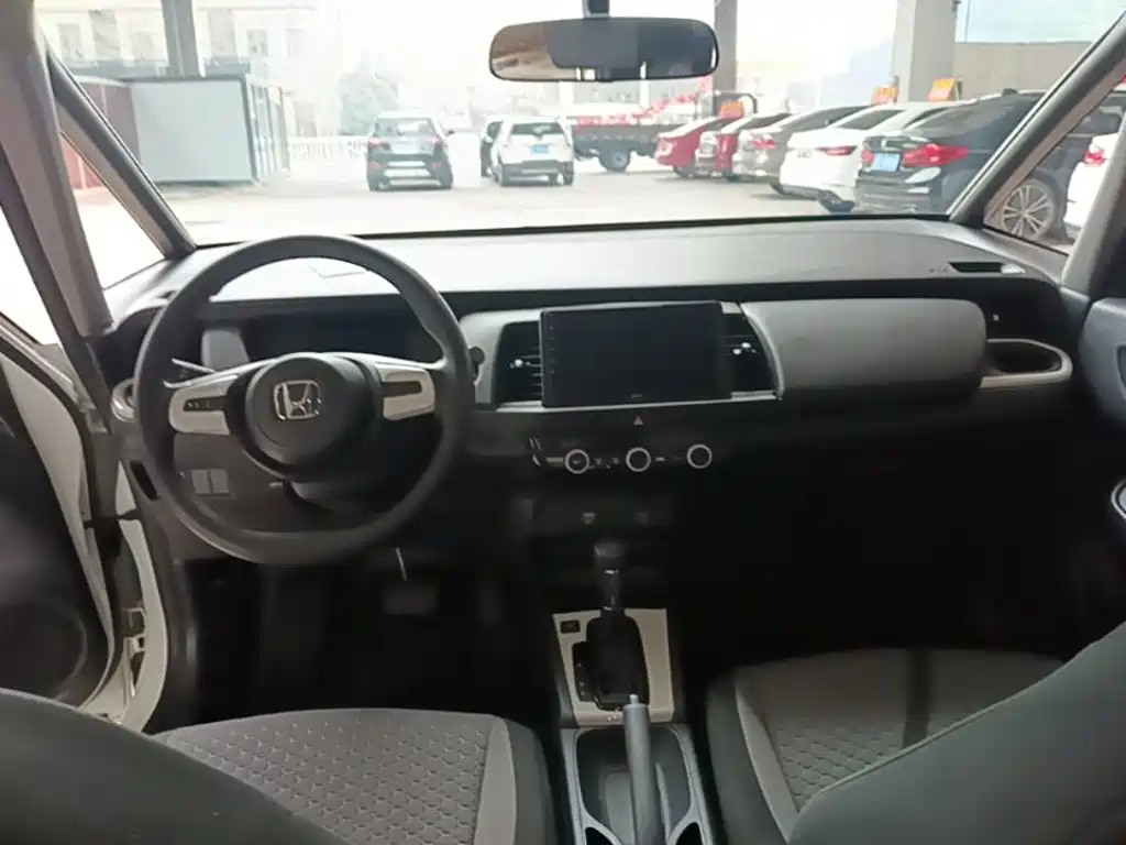 Honda Fit — фото 9