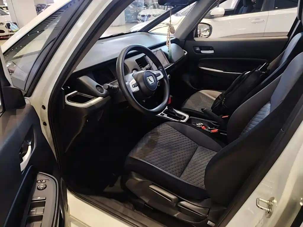 Honda Fit — фото 14