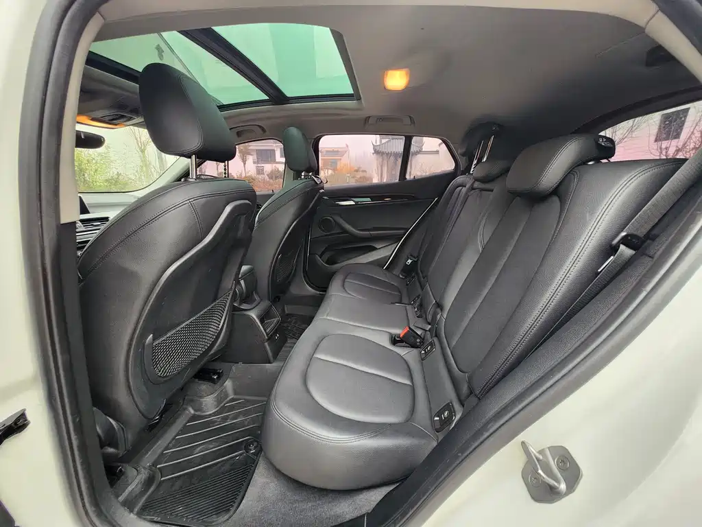 BMW X2 (Import) — фото 11