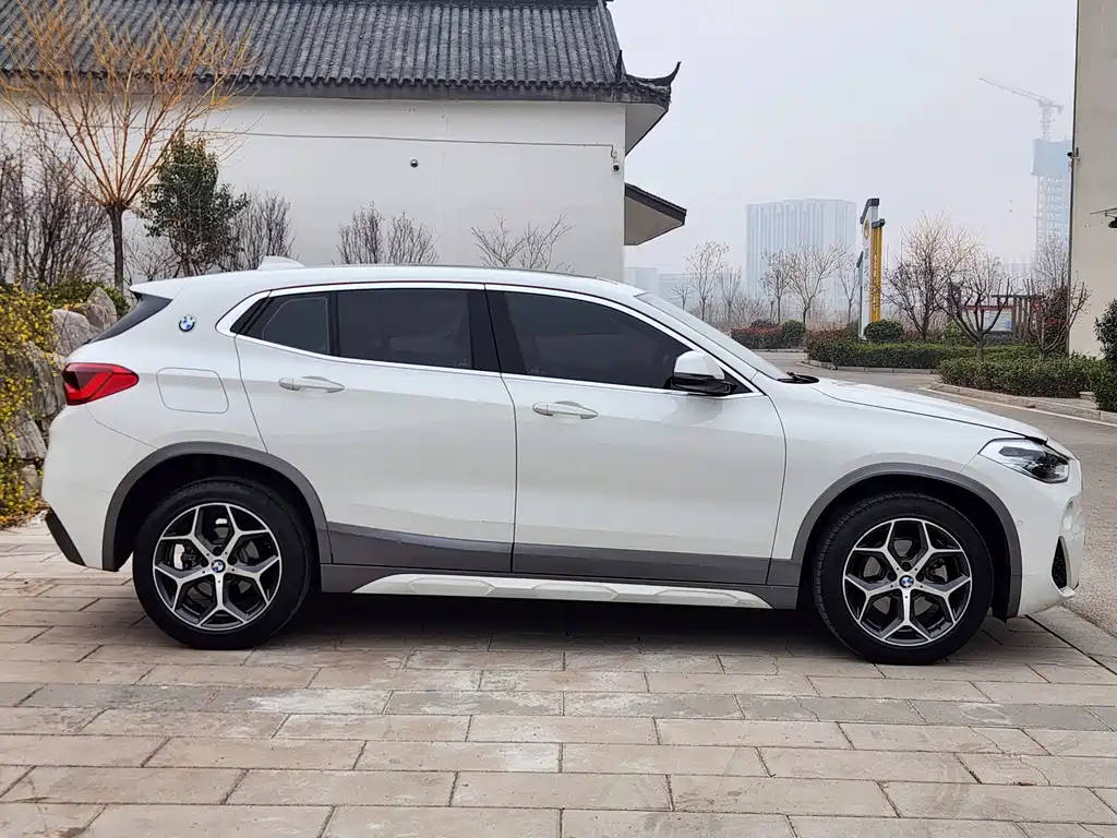 BMW X2 (Import) — фото 7