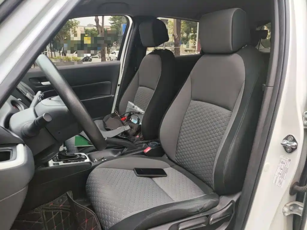 Honda Fit — фото 11