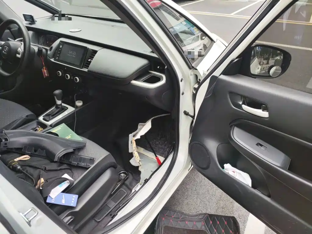 Honda Fit — фото 19