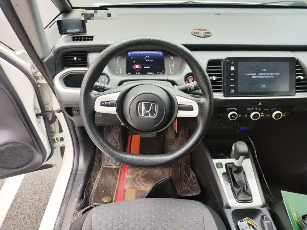 Honda Fit — фото 6