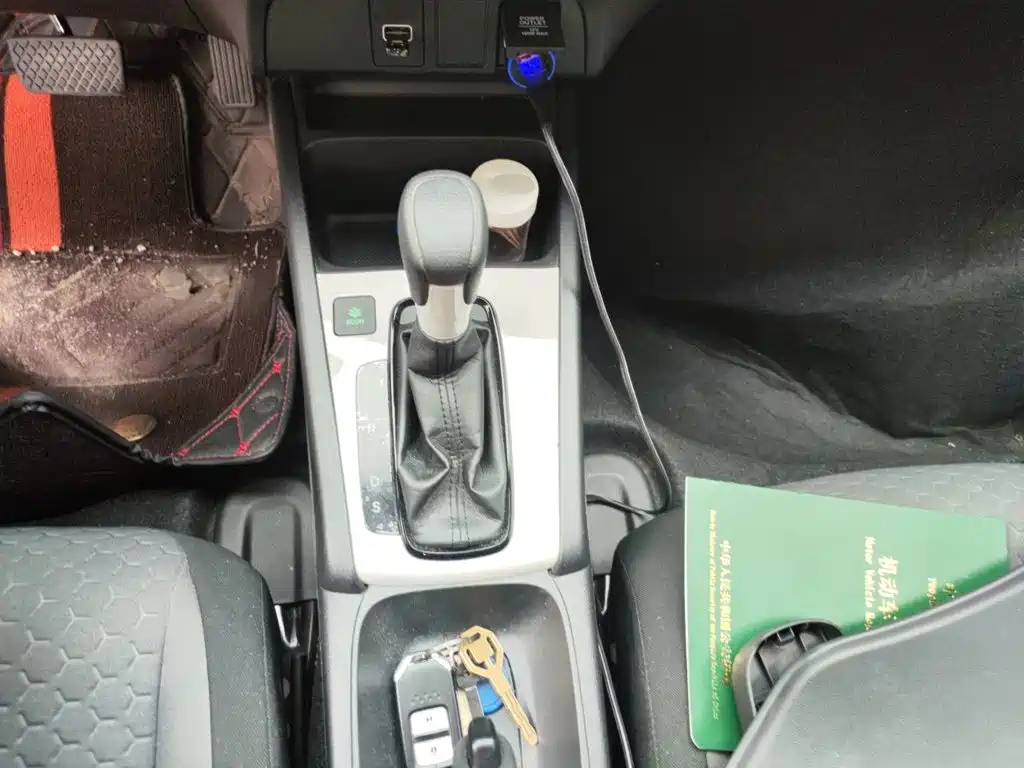 Honda Fit — фото 10