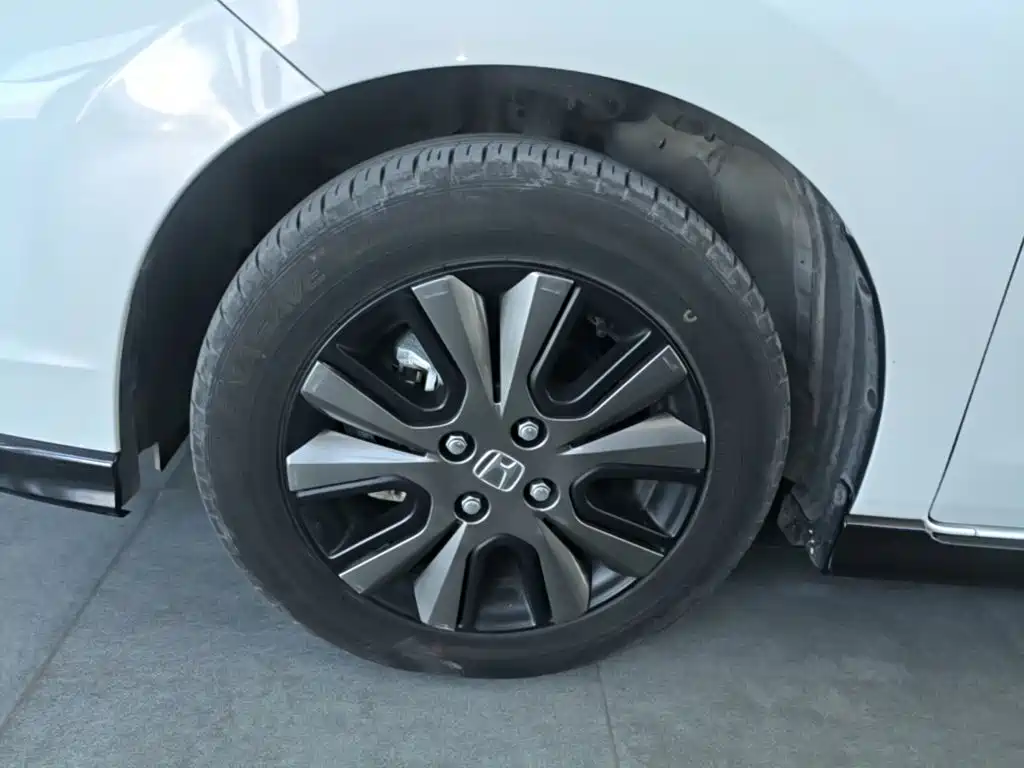 Honda Fit — фото 22