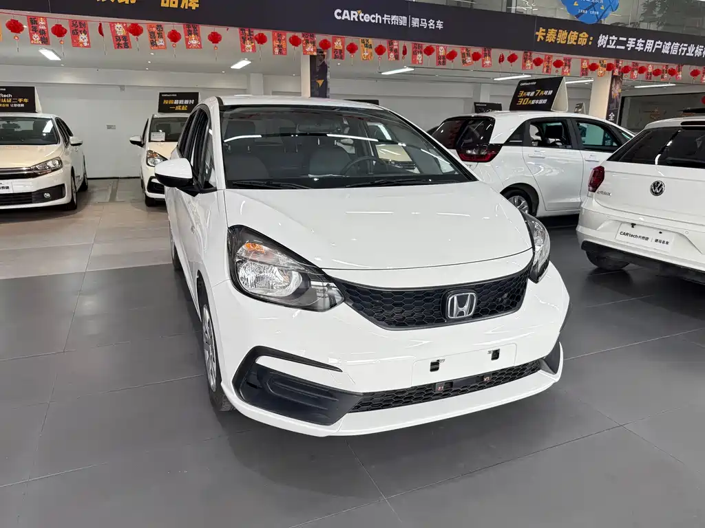 Honda Fit — фото 3