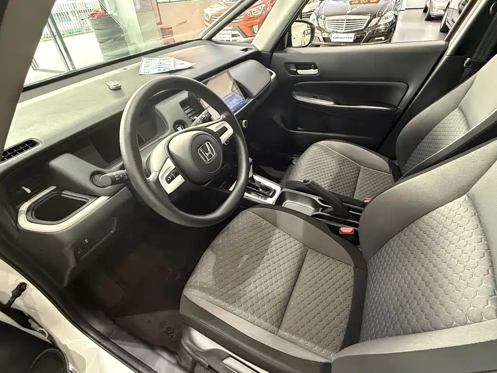 Honda Fit — фото 4