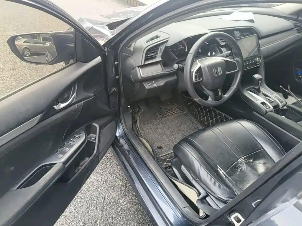 Honda Civic — фото 20