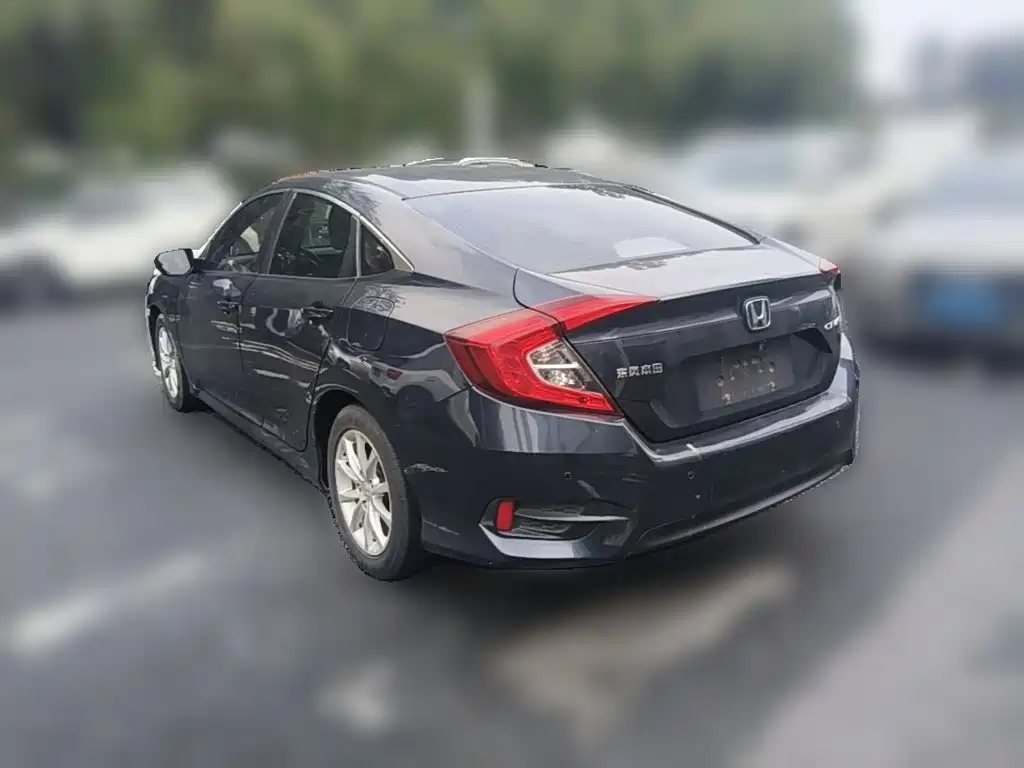 Honda Civic — фото 6