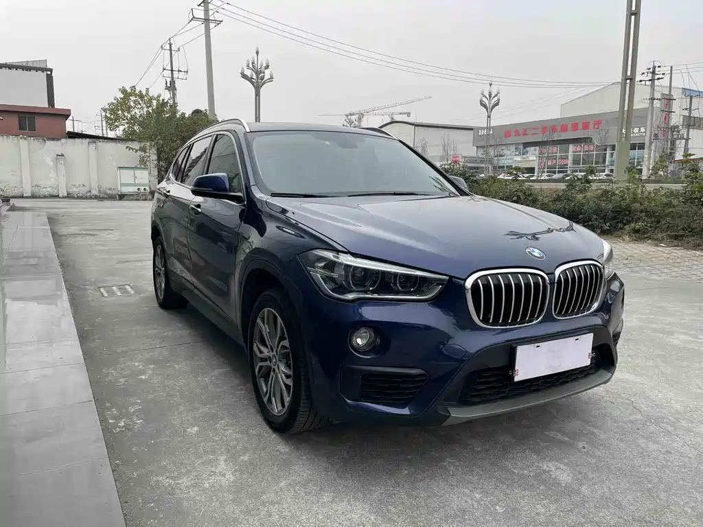 BMW X1 — фото 2