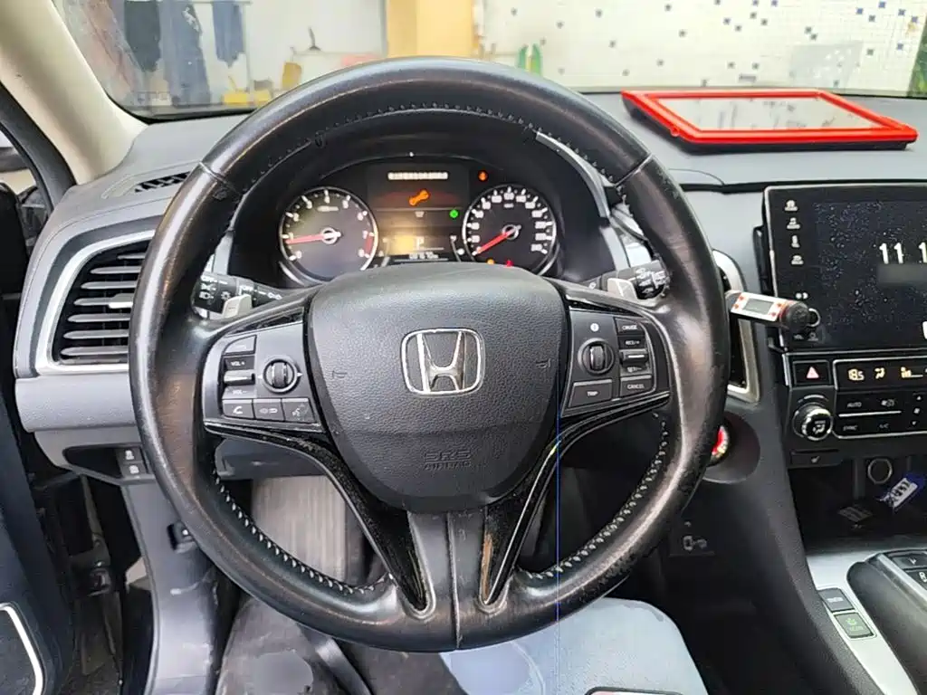Honda Avancier — фото 10