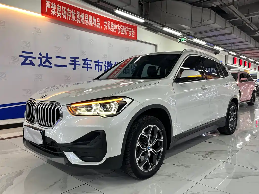 BMW X1 — фото 2