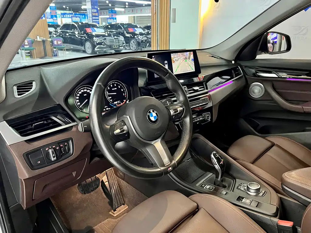 BMW X1 — фото 10