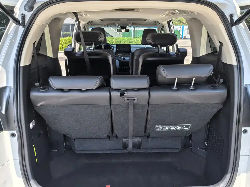 Honda Odyssey — фото 14