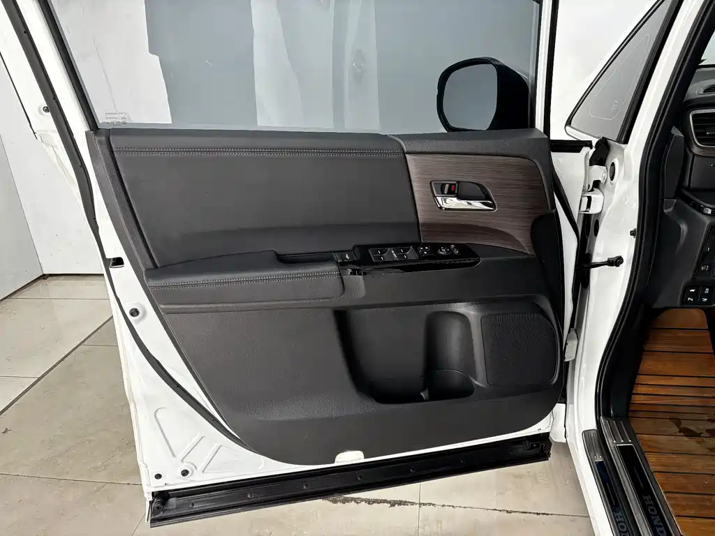 Honda Odyssey — фото 10