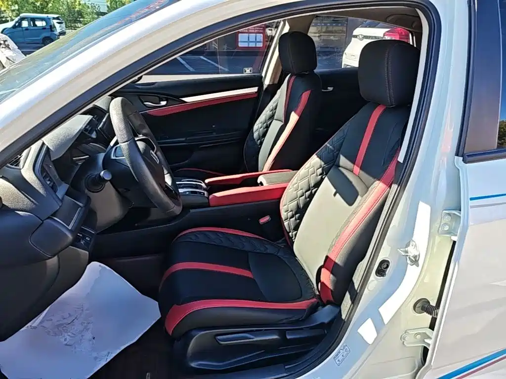 Honda Civic — фото 14