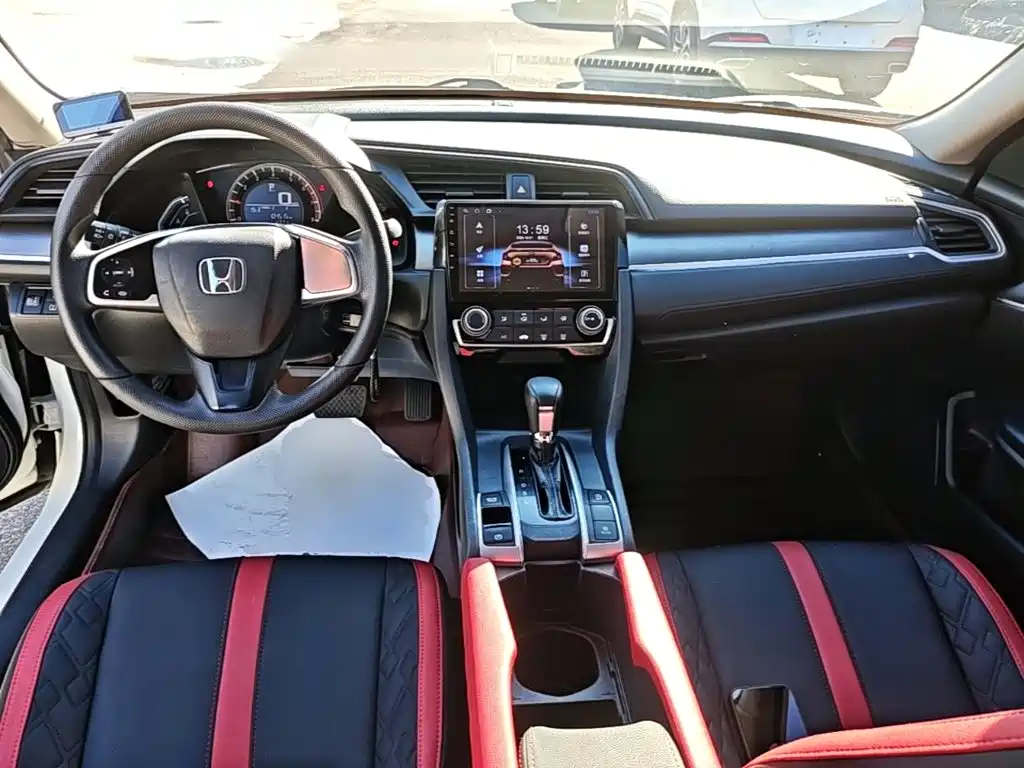 Honda Civic — фото 9