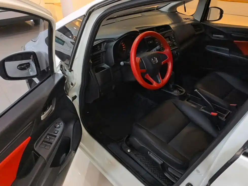Honda Fit — фото 19