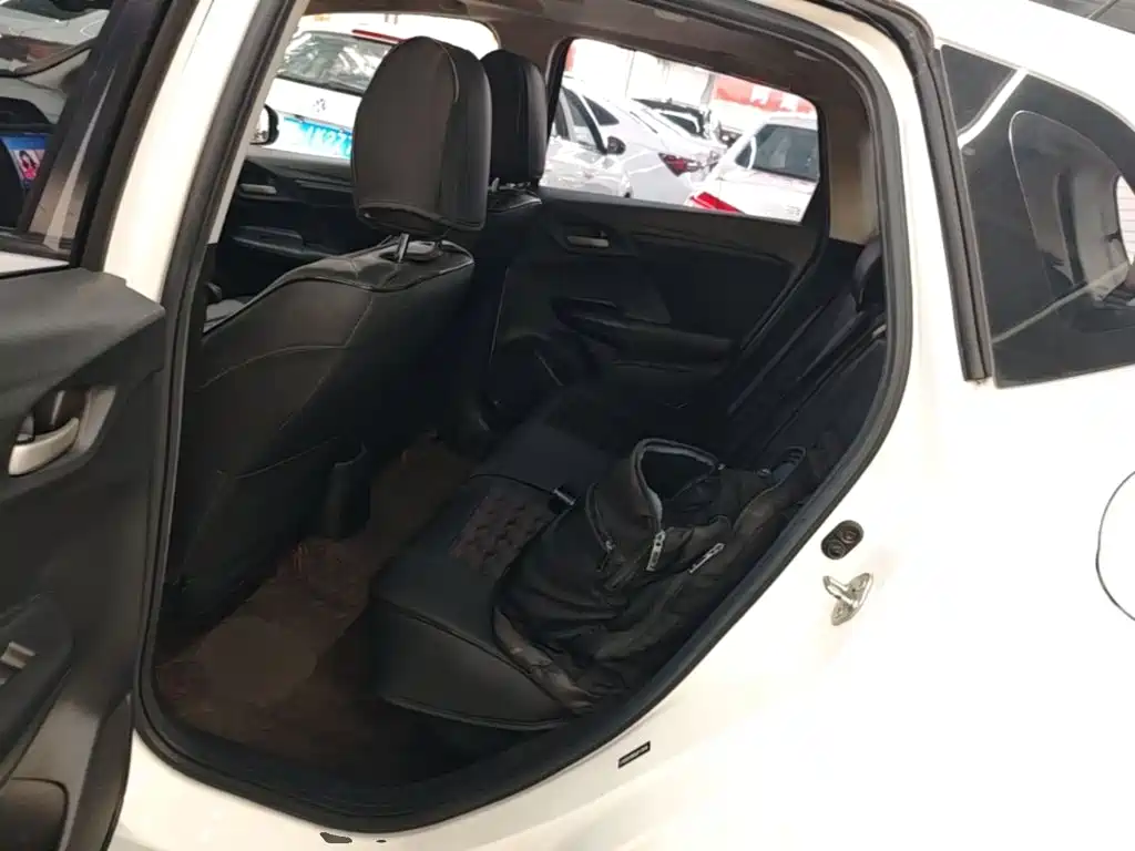 Honda Fit — фото 16