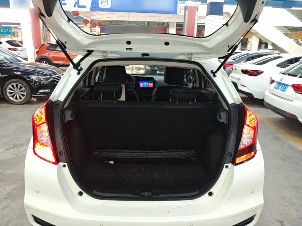 Honda Fit — фото 18