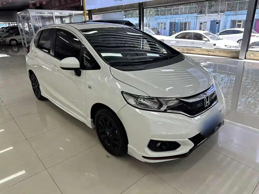 Honda Fit — фото 3