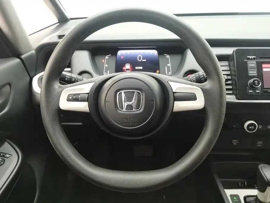 Honda Fit — фото 15