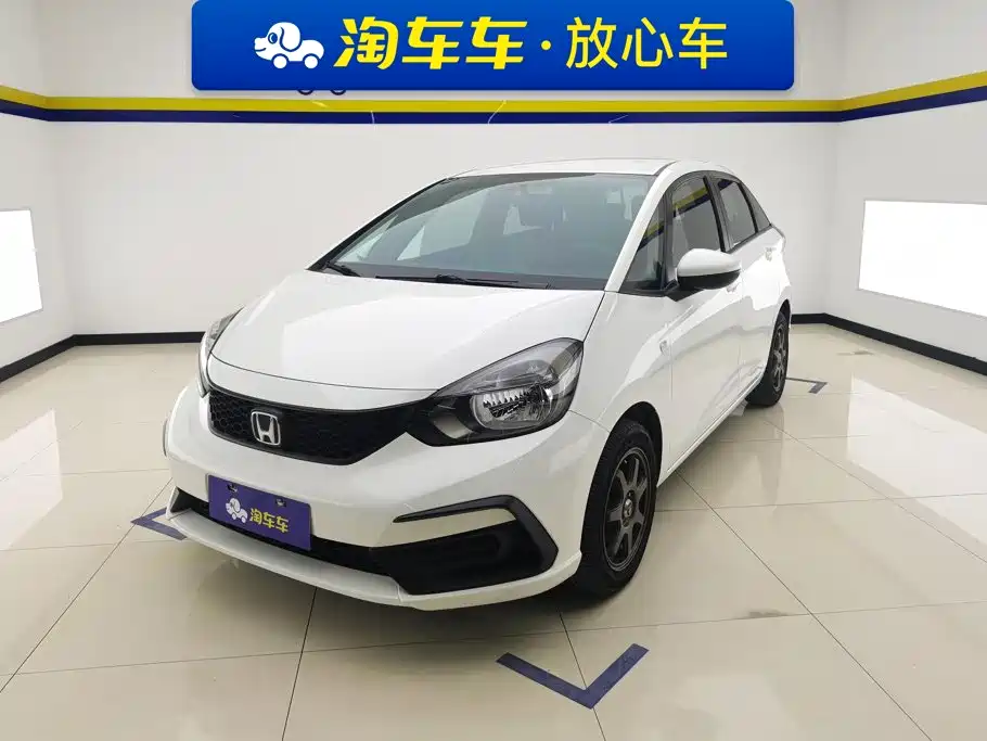 Honda Fit — фото 1